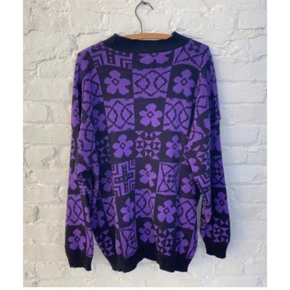 Vintage 90s Black & Purple Sweater